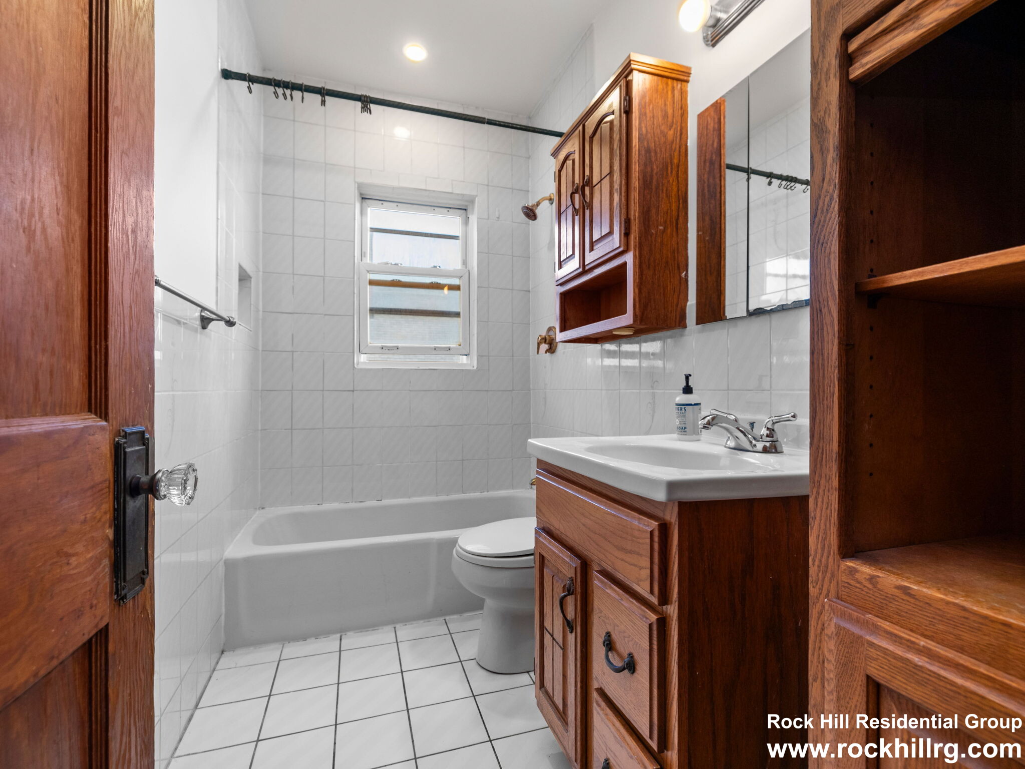 69 Breck Ave, Oak Square