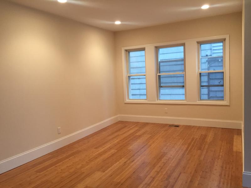 722 Saratoga St, East Boston