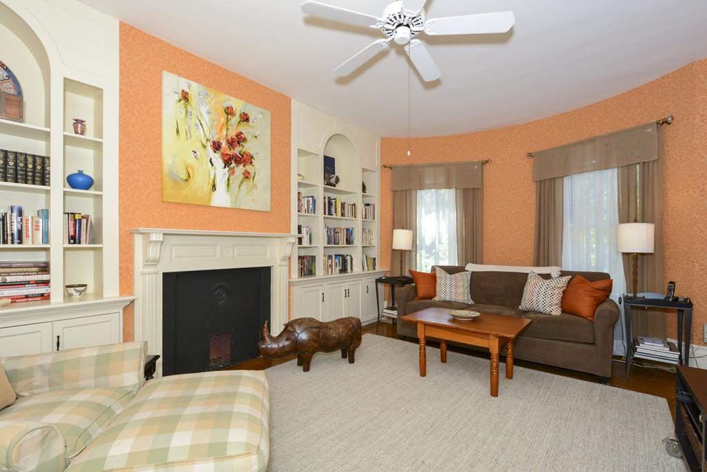4 bed, 2 bath apartment for rent at 127 West Newton St Unit 1, South End — photo 11 of 17