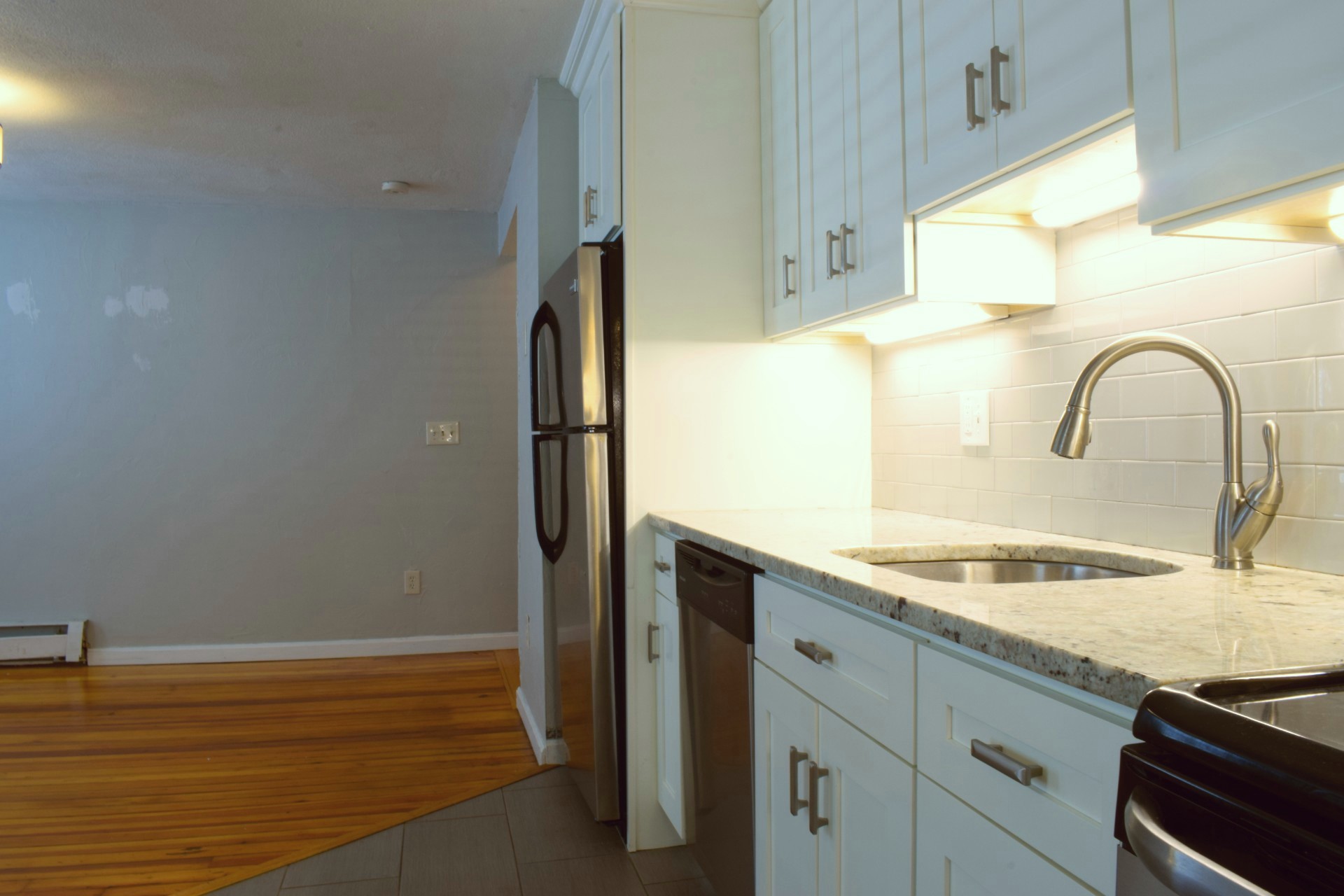 28 Yeamans St, Revere