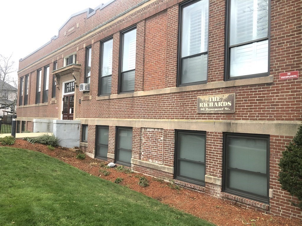 80 Beaumont St, Dorchester