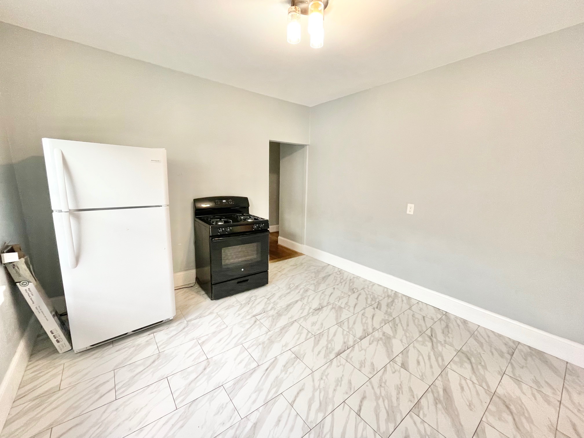 43 Hamilton St, Everett