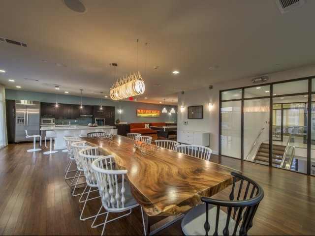 1 Maxwells Grn, Gilman Square