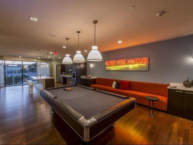 1 Maxwells Grn, Gilman Square