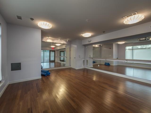 1 Maxwells Grn, Gilman Square