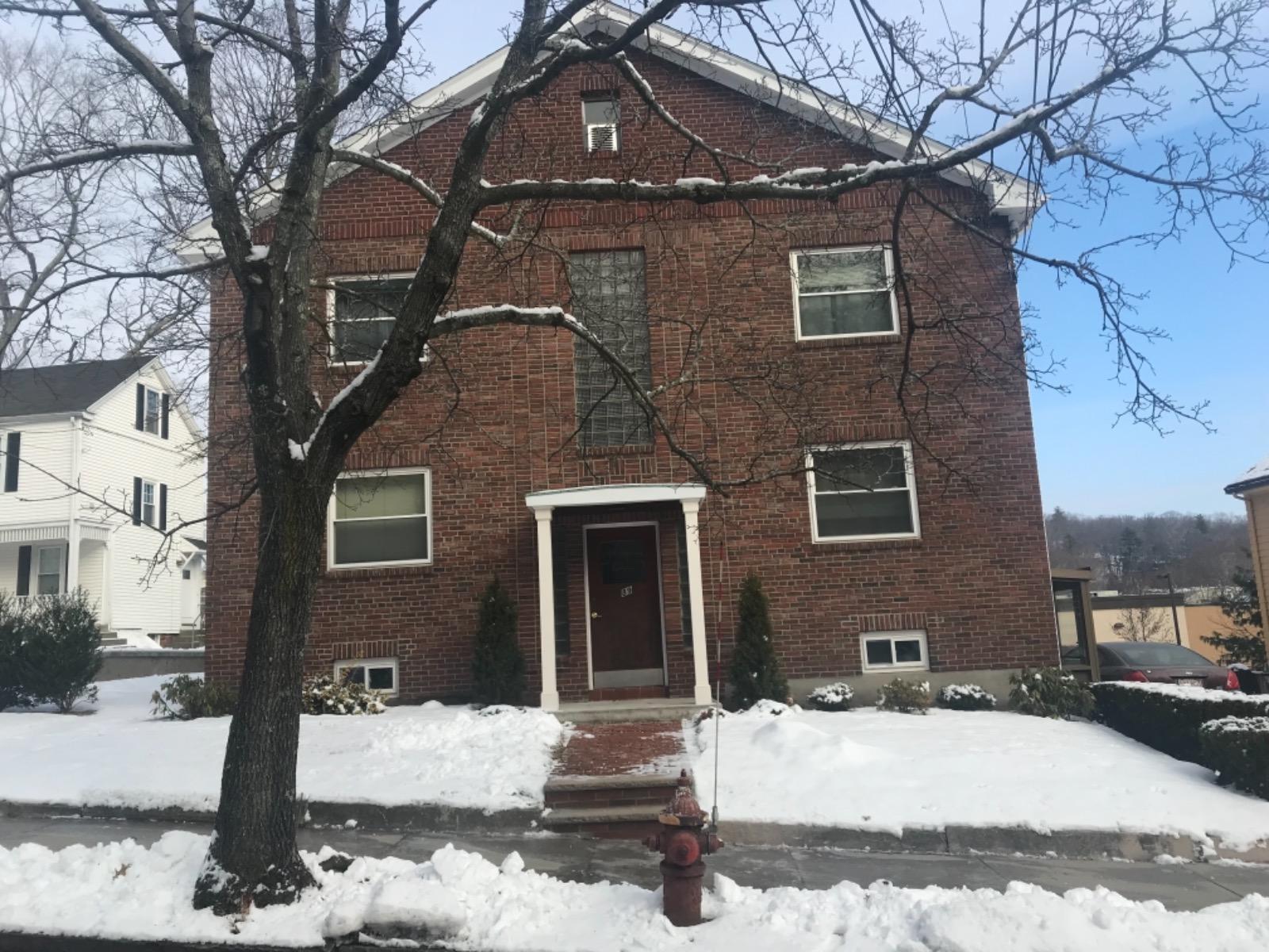 89 Paul Revere Rd, Arlington