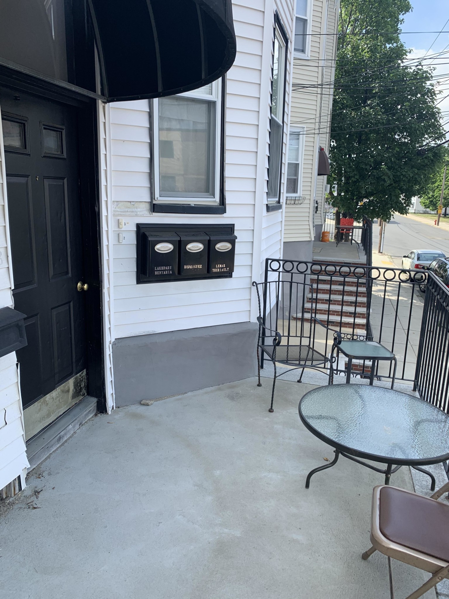 28 Yeamans St, Revere