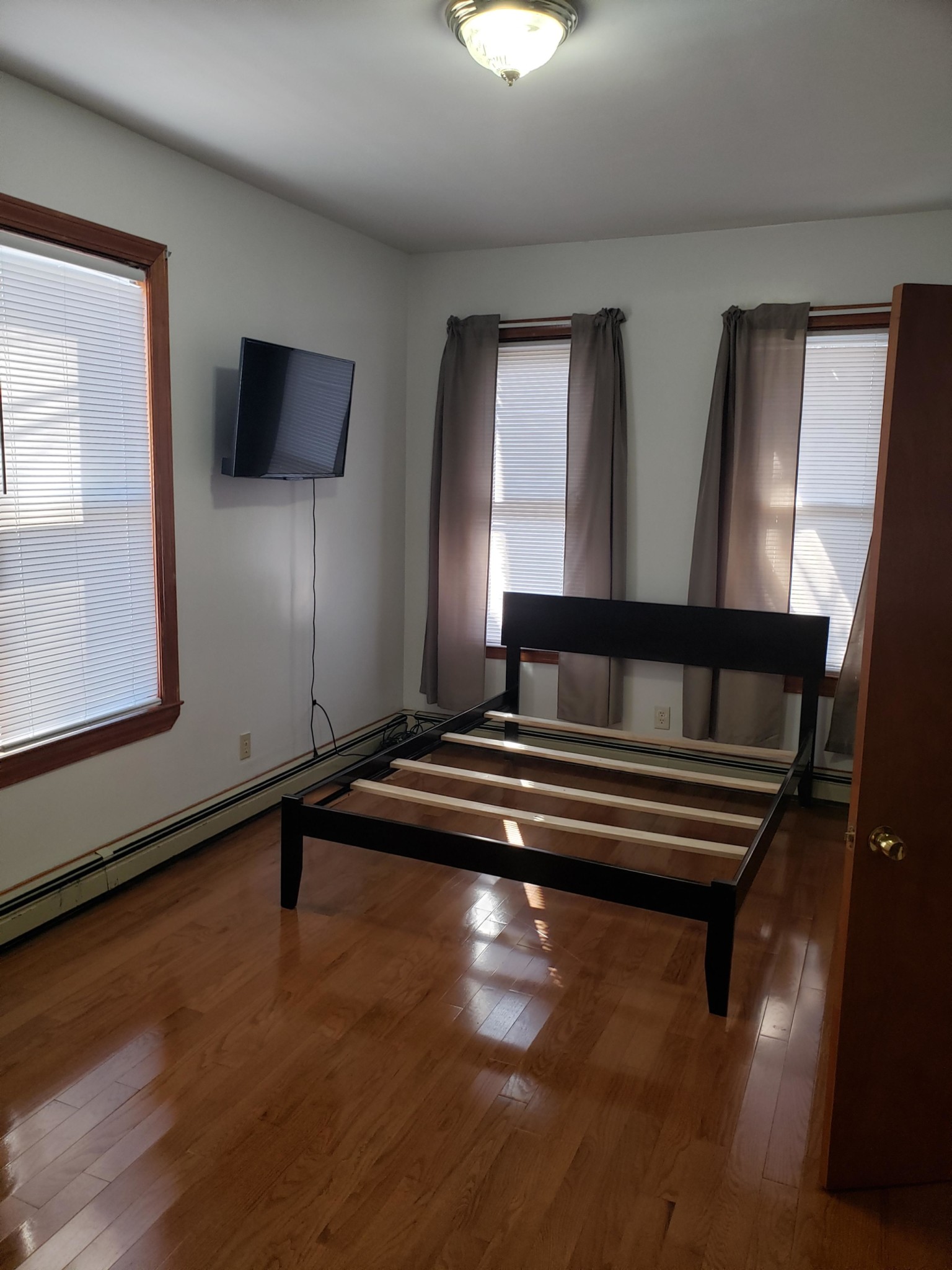 2 Lynnville Ter, Dorchester