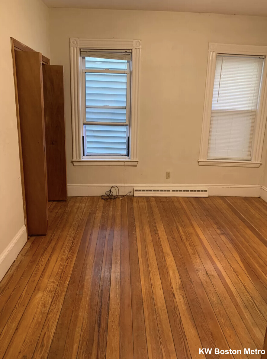 9 Fulkerson St, East Cambridge