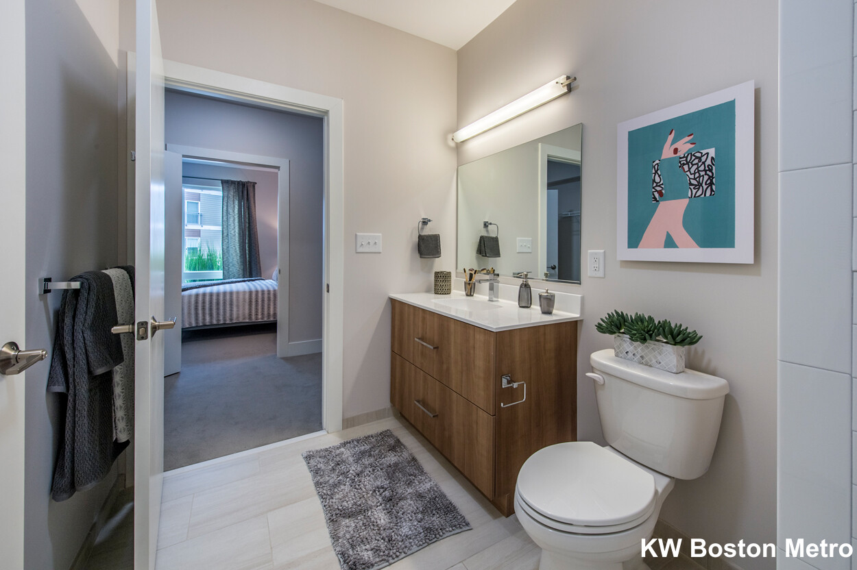 203 Concord Tpke, North Cambridge