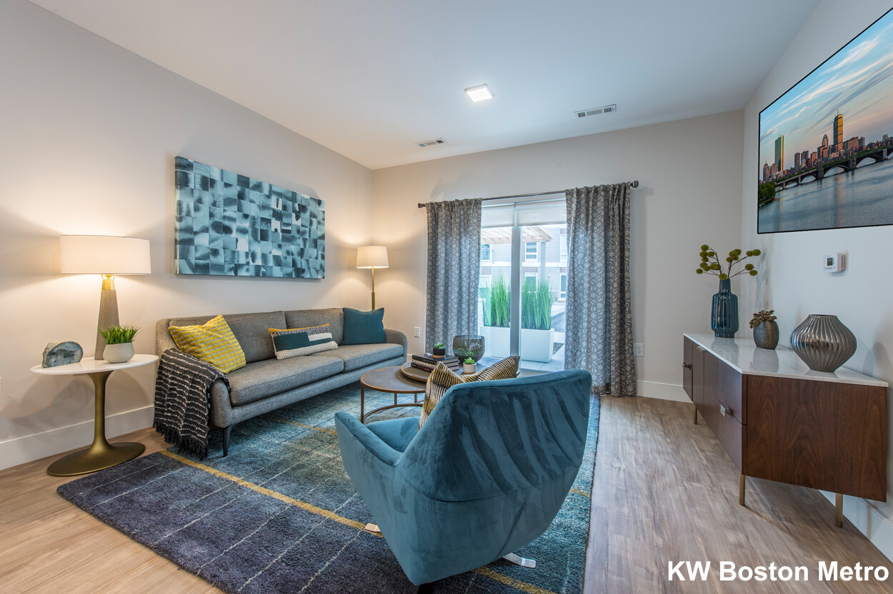 203 Concord Tpke, North Cambridge