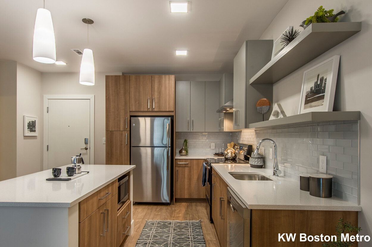 203 Concord Tpke, North Cambridge