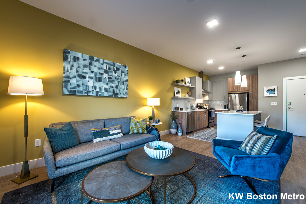 203 Concord Tpke, North Cambridge