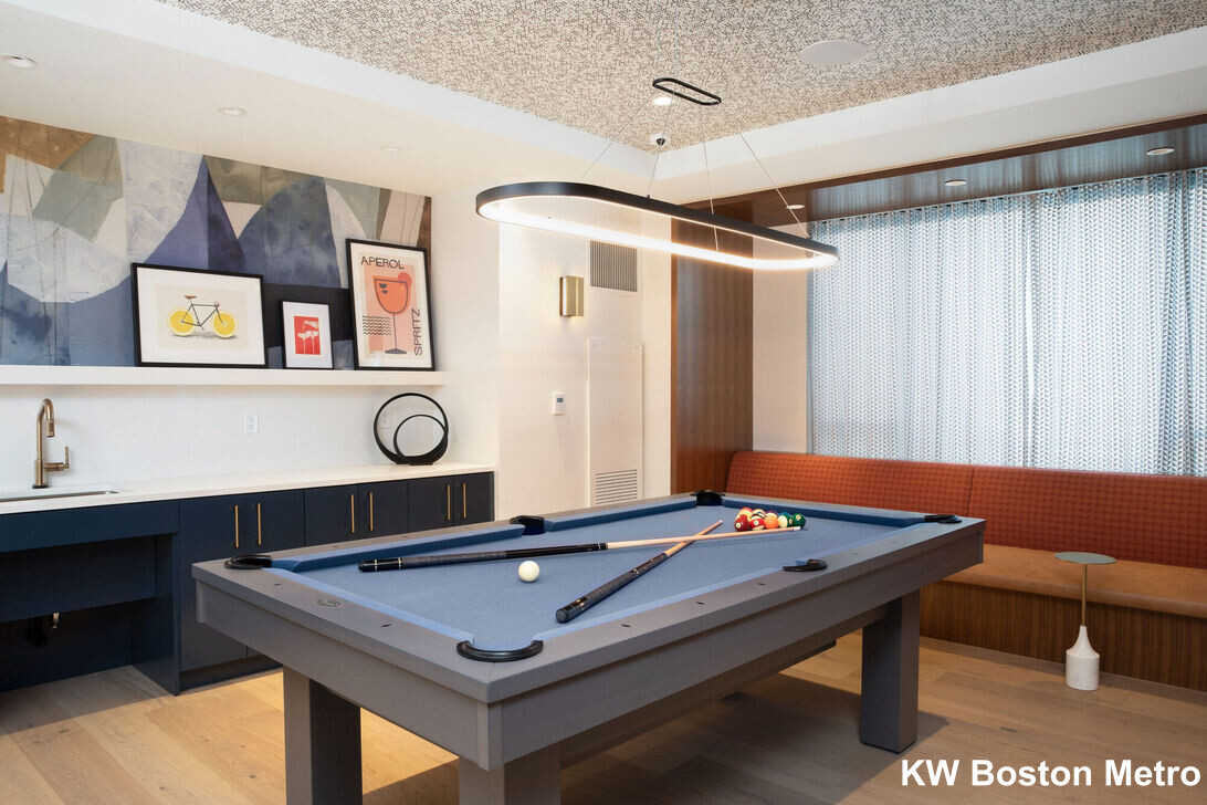 75 Saint Alphonsus St, Mission Hill