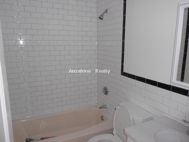 174 Salem St, North End