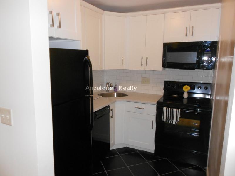 174 Salem St, North End