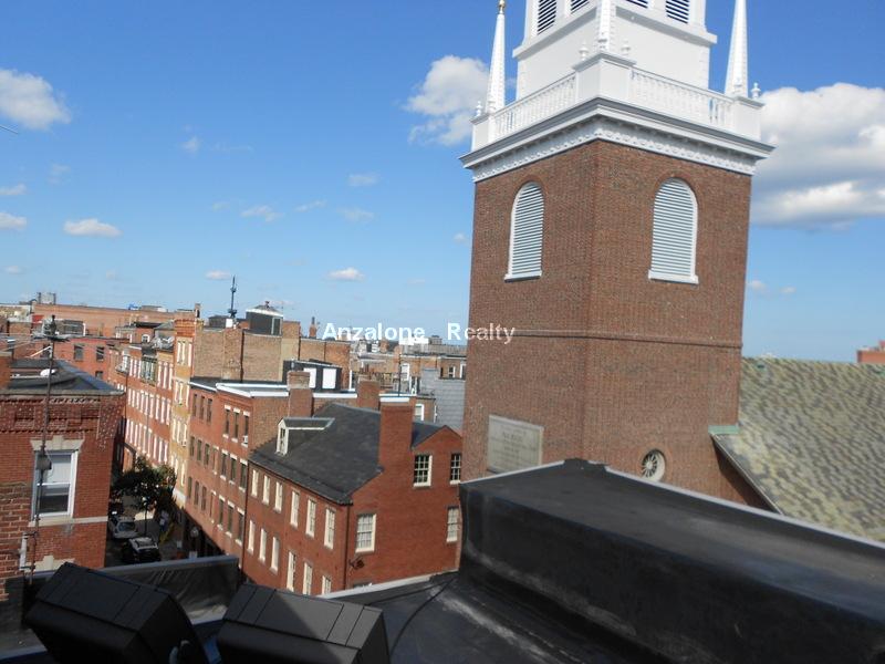 174 Salem St, North End