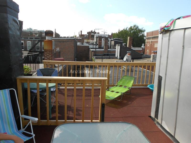 174 Salem St, North End