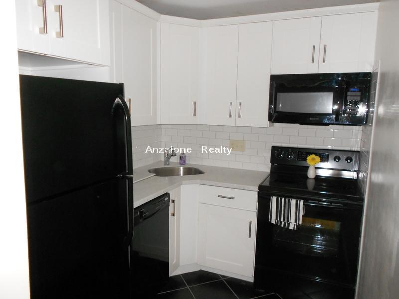 174 Salem St, North End