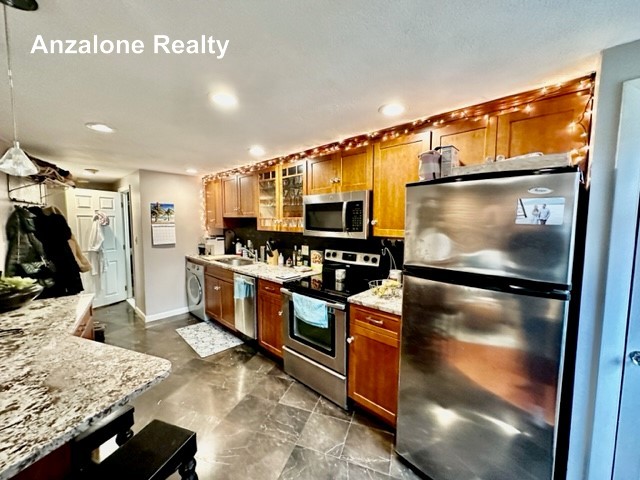 Photos of apartment on Salem St.,Boston MA 02113