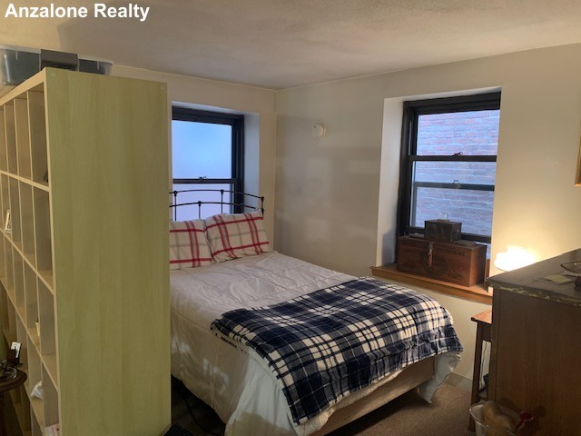 386 Commercial St, Waterfront