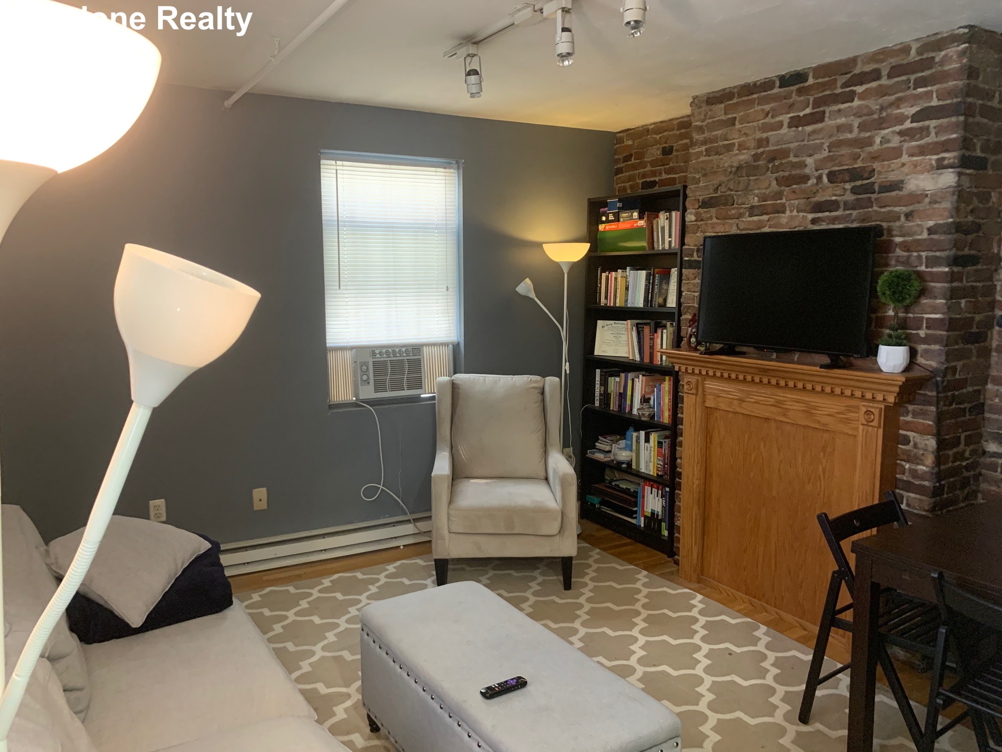 7 Tileston St, North End