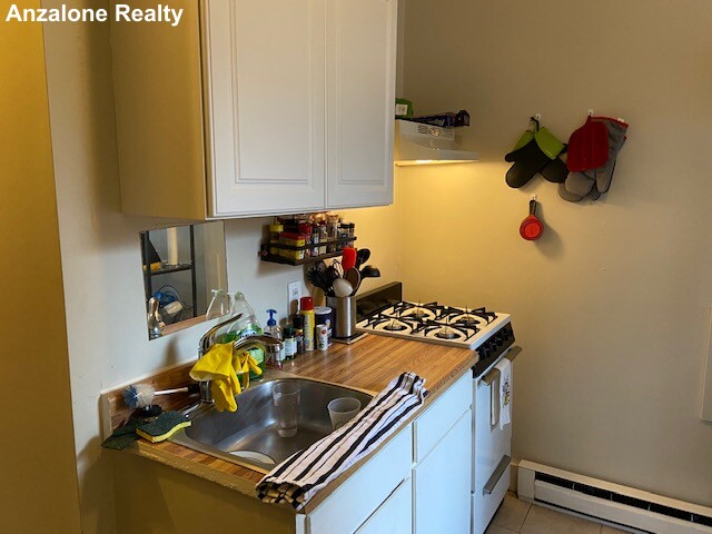 14 Unity St, North End