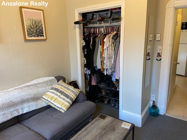 14 Unity St, North End