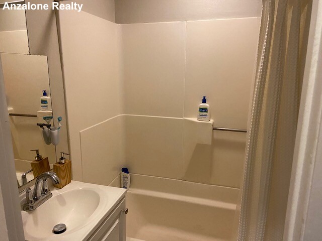 14 Unity St, North End