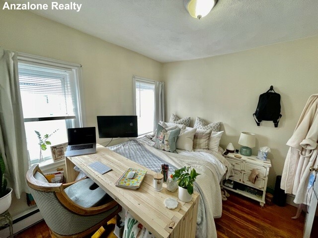 93 Endicott St, North End