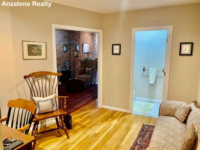 10 Garden Court St, North End