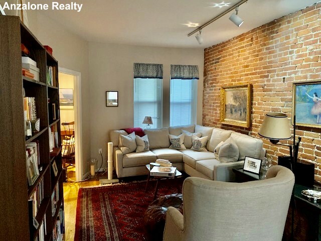 10 Garden Court St, North End