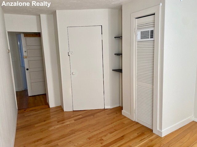 11 Charter St, North End