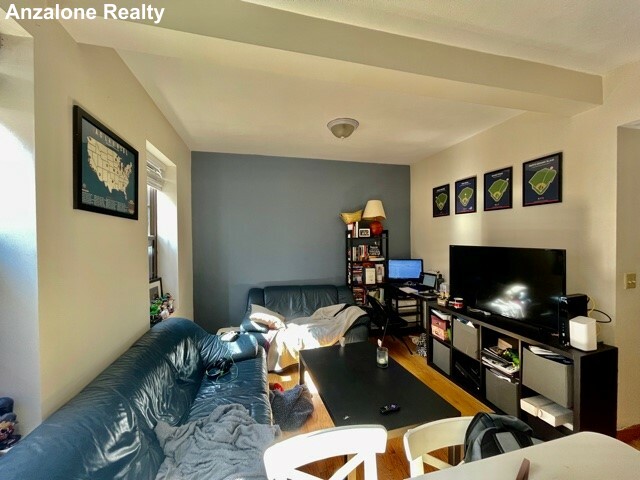 2 Baldwin Pl, North End