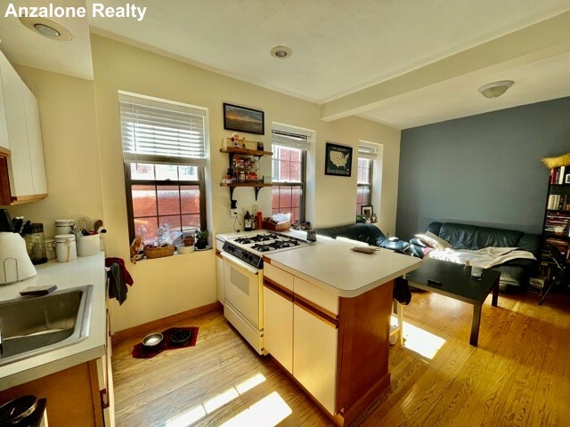 2 Baldwin Pl, North End