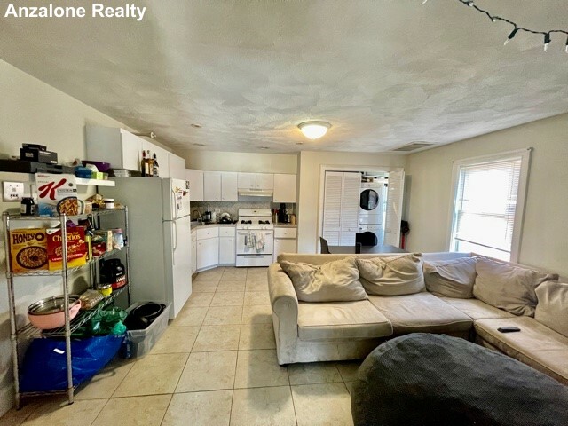 10 Harris St, North End