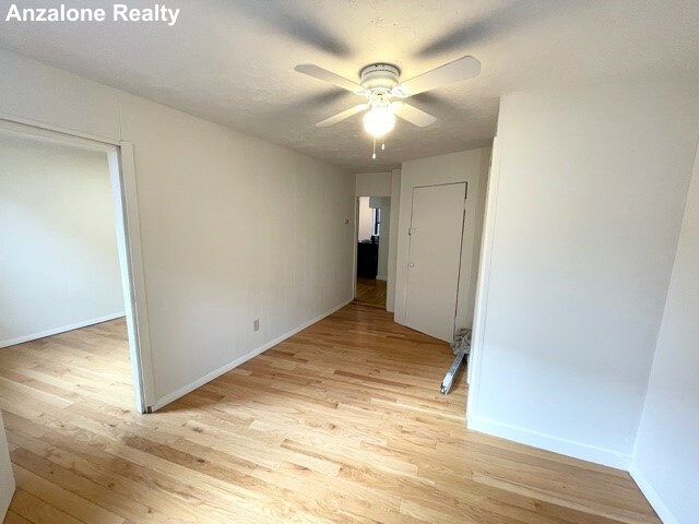 11 Charter St, North End