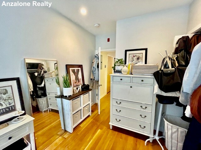 419 Hanover St, North End