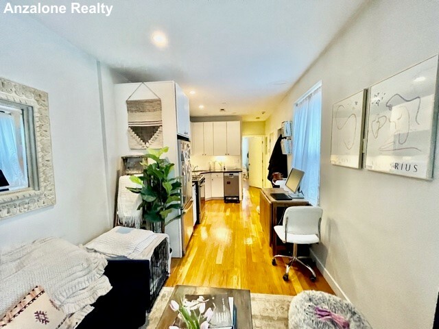 419 Hanover St, North End