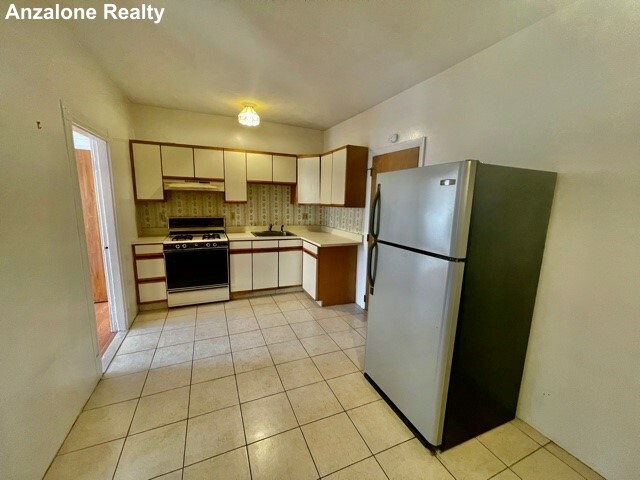 16 Fleet St, North End