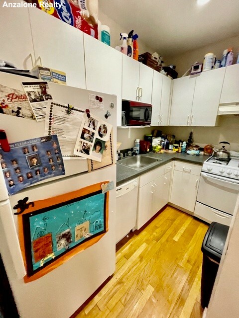 2 Thacher St, North End