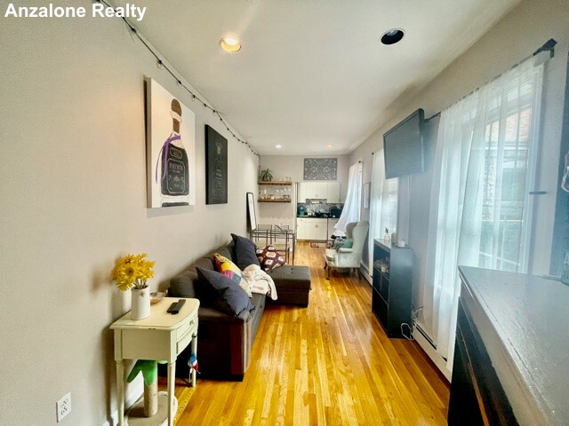 19 Sheafe St, North End