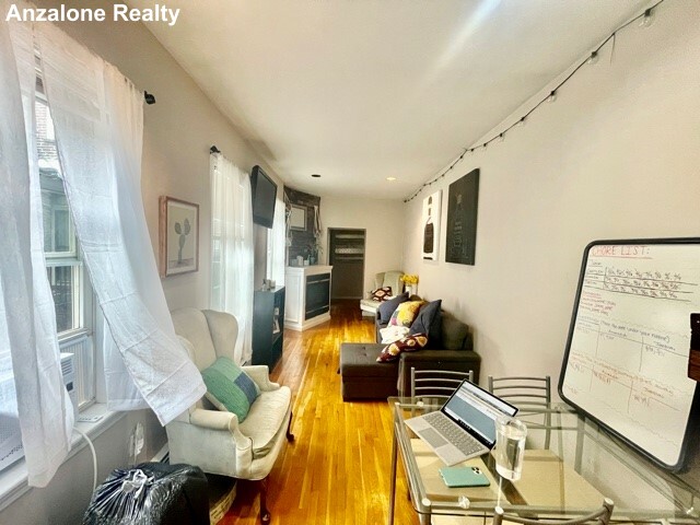 19 Sheafe St, North End