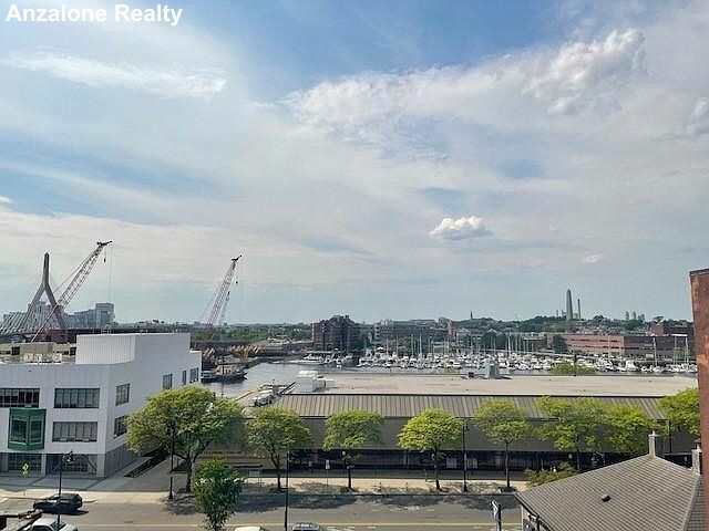 3 North Hudson, North End