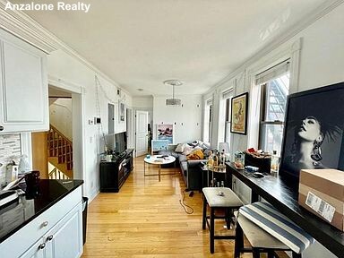 3 North Hudson, North End