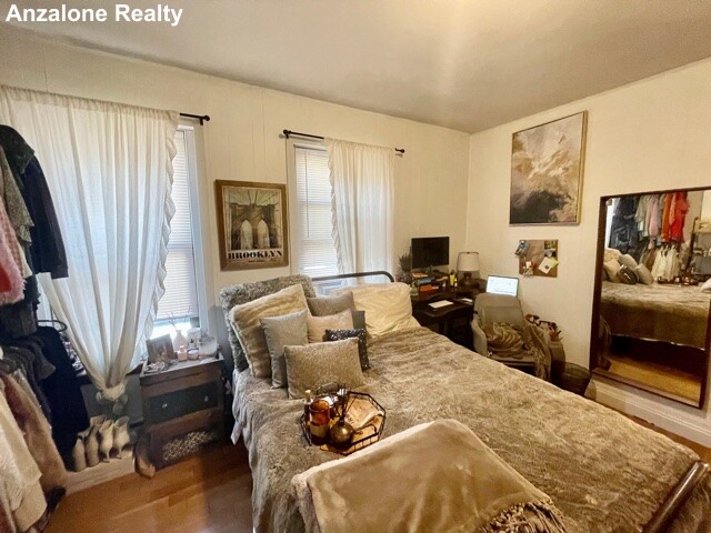 436 Commercial St, North End