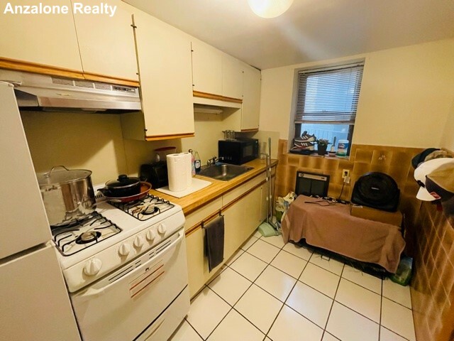 67 Salem St, North End