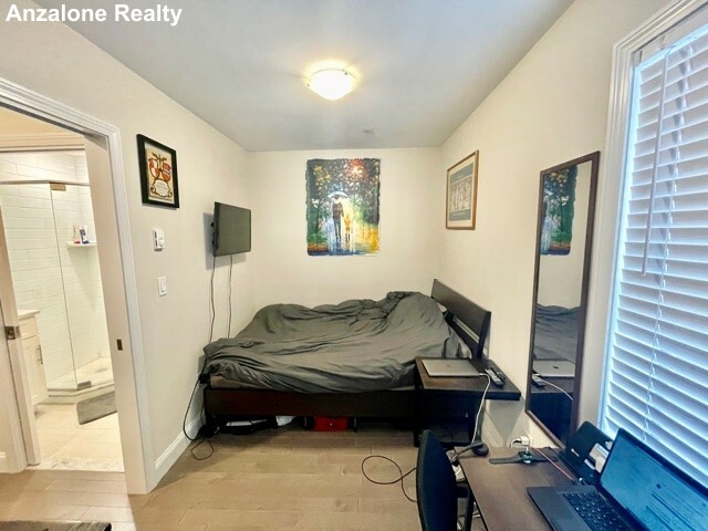 3 Stillman Pl, North End