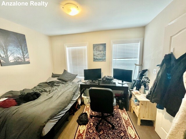 3 Stillman Pl, North End