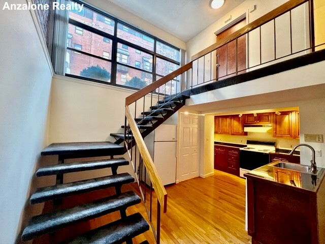 1 bed, 1 bath apartment for rent at 30 Battery St Unit 1B, North End — photo 1 of 23
